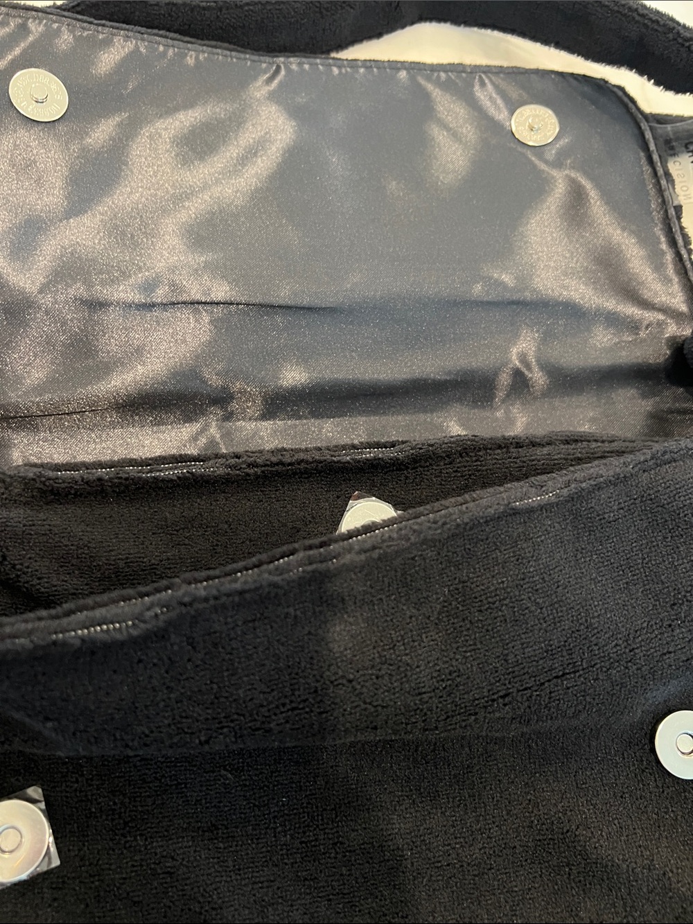 CHANEL Black Crossbody Bag with White CC Emblem GWP - Picture 2 of 3